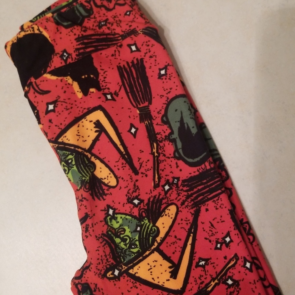 NWOT Halloween Leggings!!